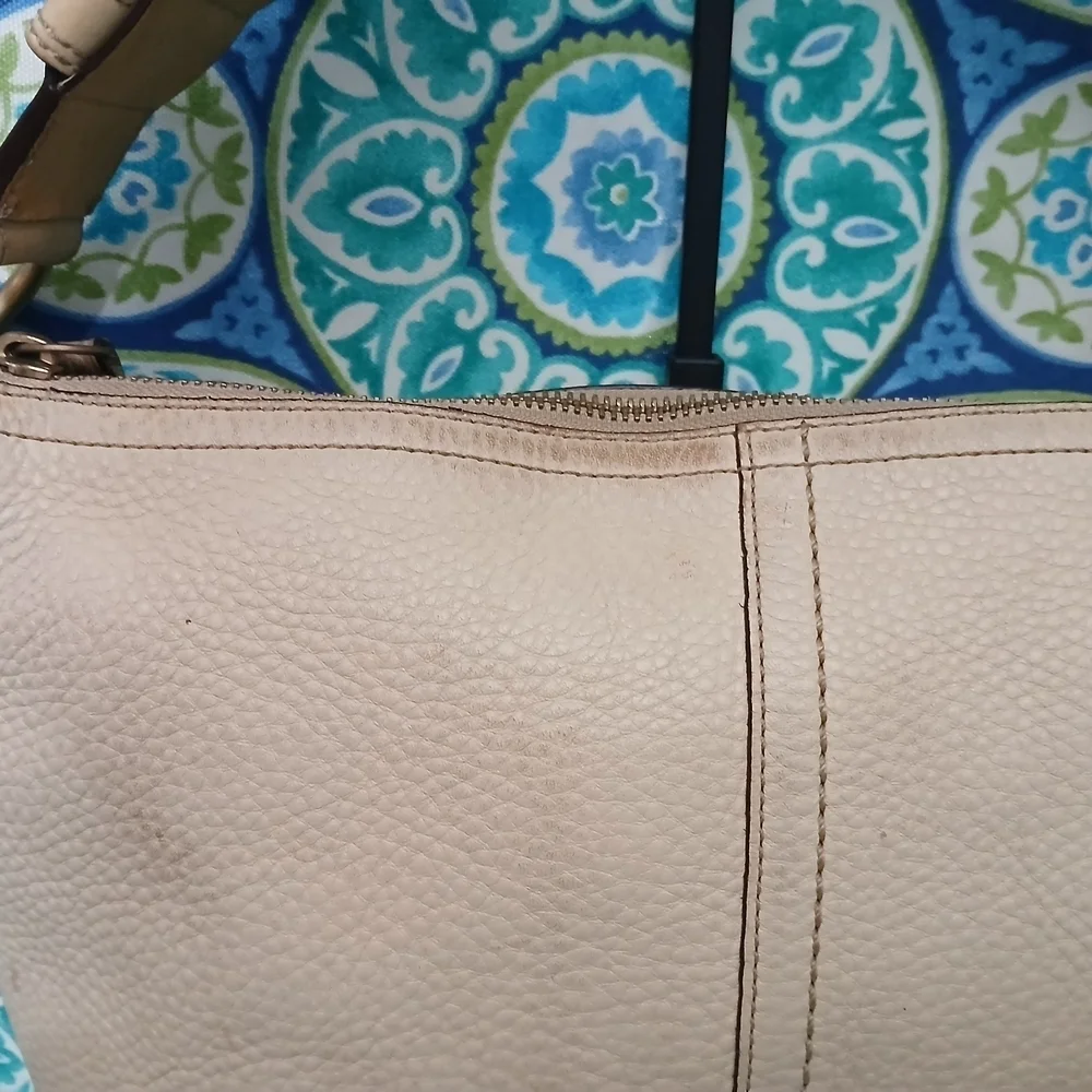 Coach Cream Leather Soho Hobo Bag 11838 Vintage Y2K Crescent Shoulder Purse